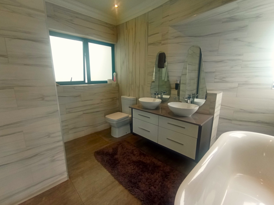 2 Bedroom Property for Sale in Bassonia Gauteng