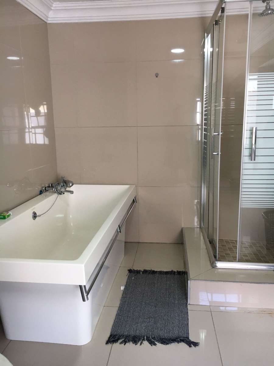 1 Bedroom Property for Sale in Observatory Gauteng