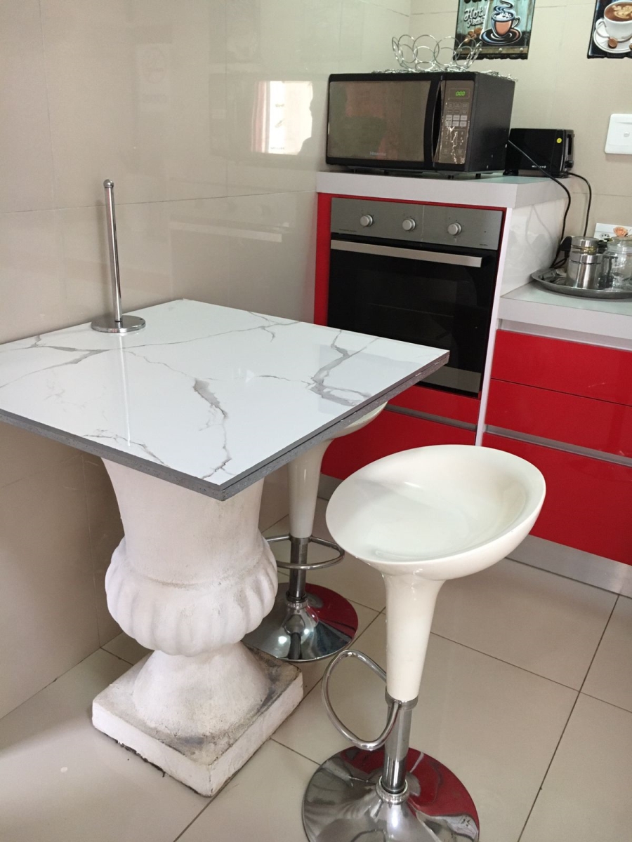 1 Bedroom Property for Sale in Observatory Gauteng