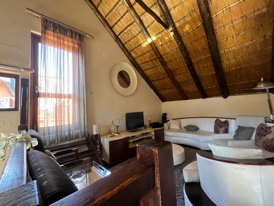 To Let 2 Bedroom Property for Rent in Sunninghill Gauteng