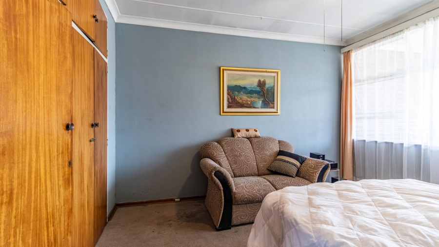 To Let 1 Bedroom Property for Rent in Eastleigh Gauteng