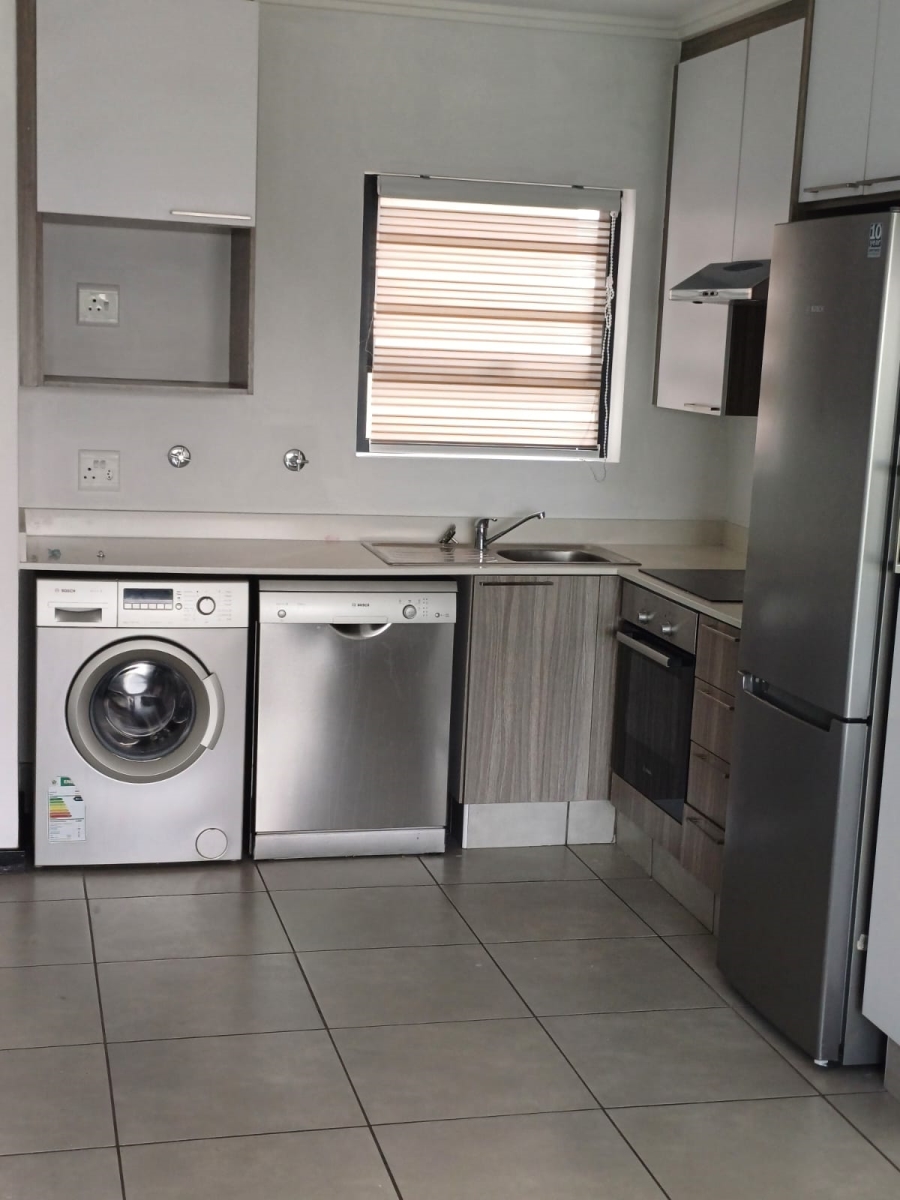 1 Bedroom Property for Sale in Beverley Gauteng
