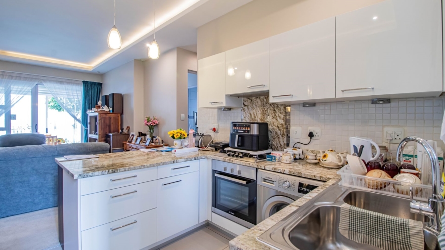 2 Bedroom Property for Sale in Modderfontein Gauteng