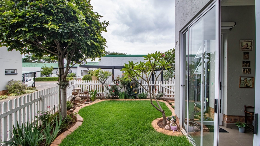 2 Bedroom Property for Sale in Modderfontein Gauteng