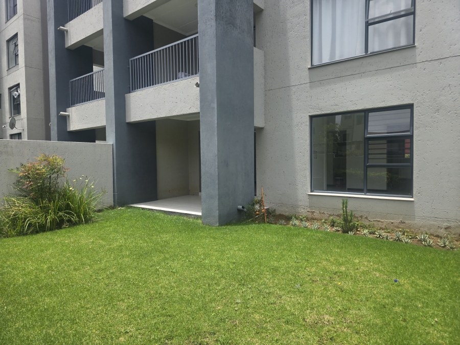 2 Bedroom Property for Sale in Maroeladal Gauteng