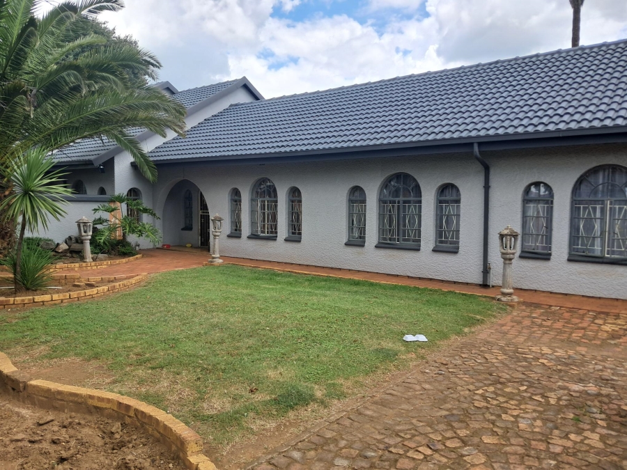4 Bedroom Property for Sale in Dalpark Gauteng