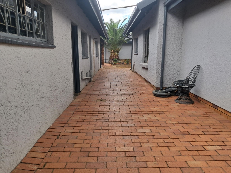 4 Bedroom Property for Sale in Dalpark Gauteng