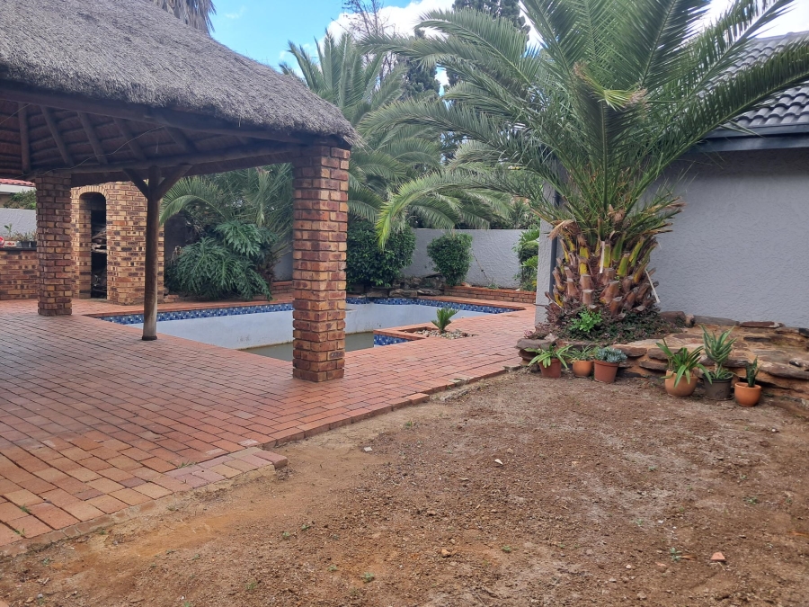 4 Bedroom Property for Sale in Dalpark Gauteng