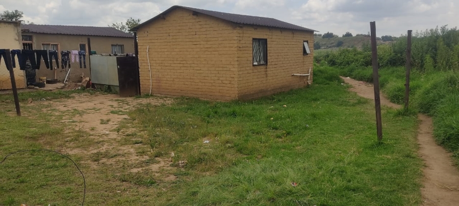 1 Bedroom Property for Sale in Kingsway Gauteng