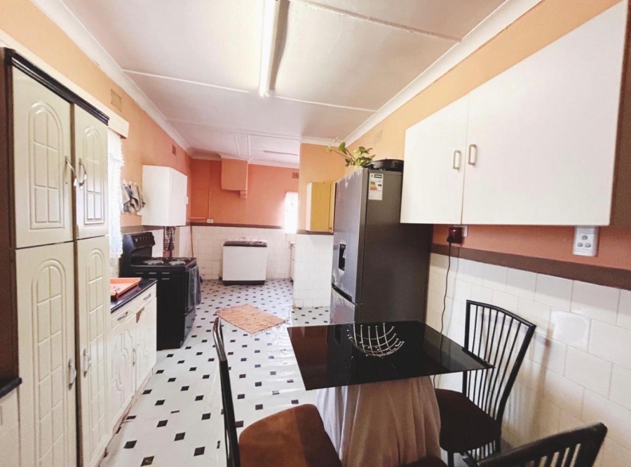 3 Bedroom Property for Sale in Strubenvale Gauteng