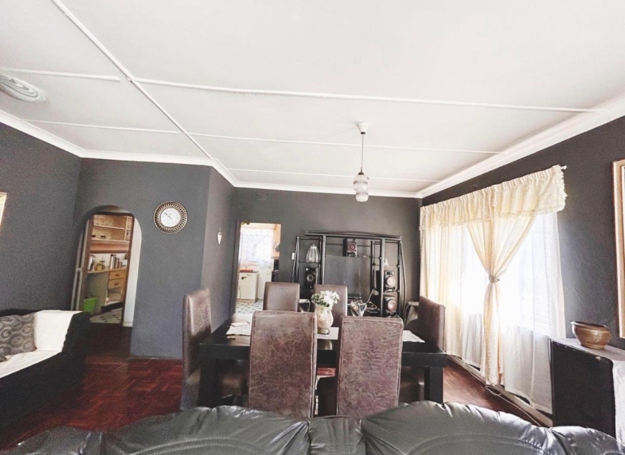 3 Bedroom Property for Sale in Strubenvale Gauteng