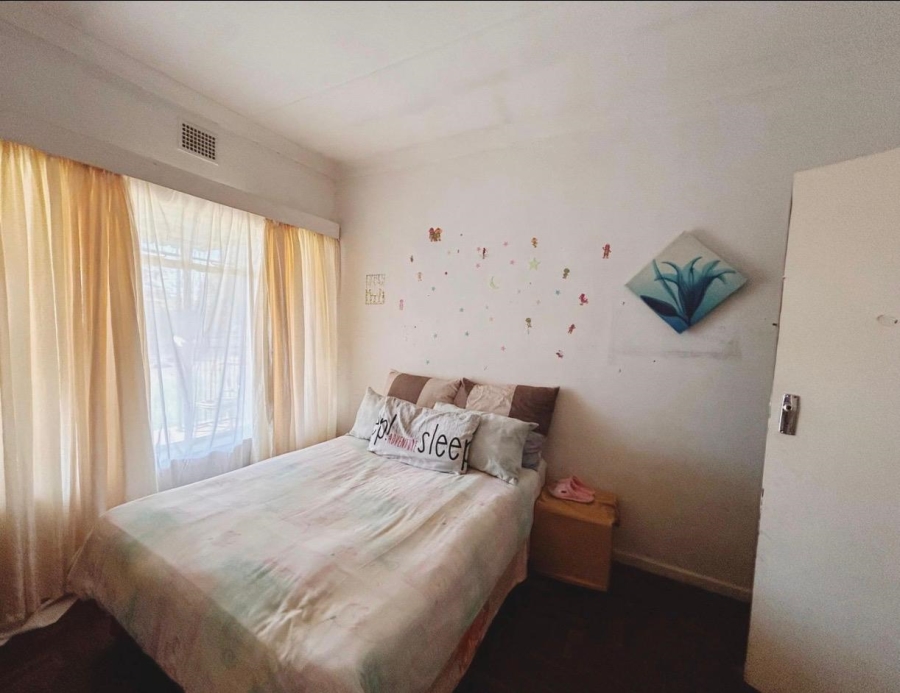 3 Bedroom Property for Sale in Strubenvale Gauteng