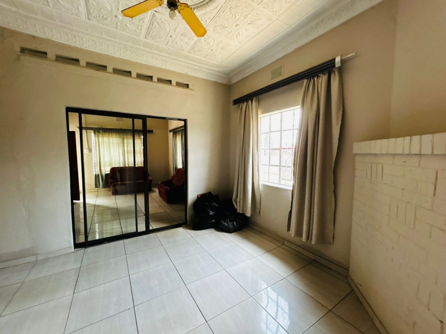 5 Bedroom Property for Sale in Geduld Ext 1 Gauteng