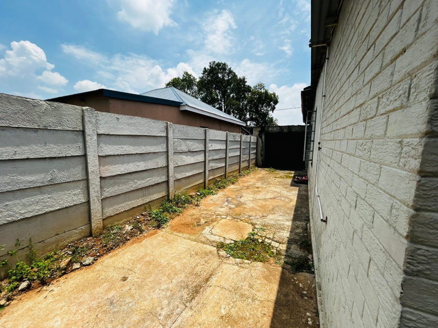 5 Bedroom Property for Sale in Geduld Ext 1 Gauteng