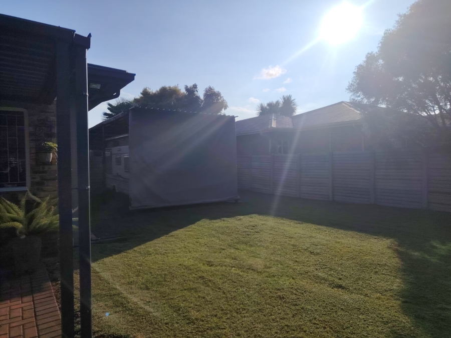 3 Bedroom Property for Sale in Casseldale Gauteng