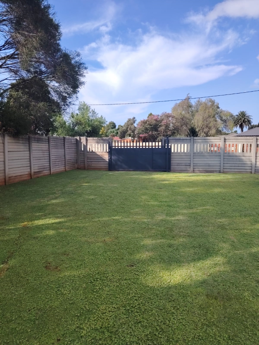 3 Bedroom Property for Sale in Casseldale Gauteng