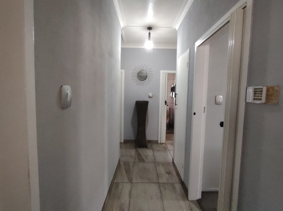 3 Bedroom Property for Sale in Casseldale Gauteng