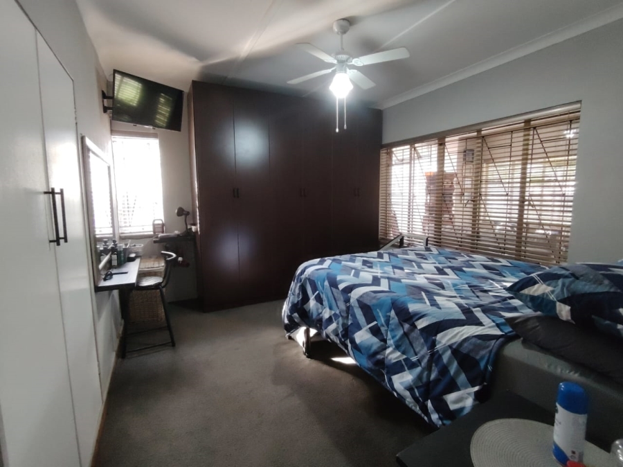 3 Bedroom Property for Sale in Casseldale Gauteng