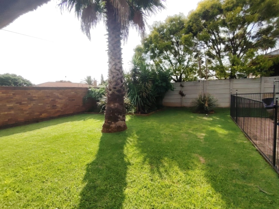 3 Bedroom Property for Sale in Casseldale Gauteng
