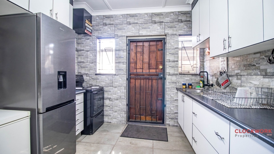 3 Bedroom Property for Sale in Casseldale Gauteng