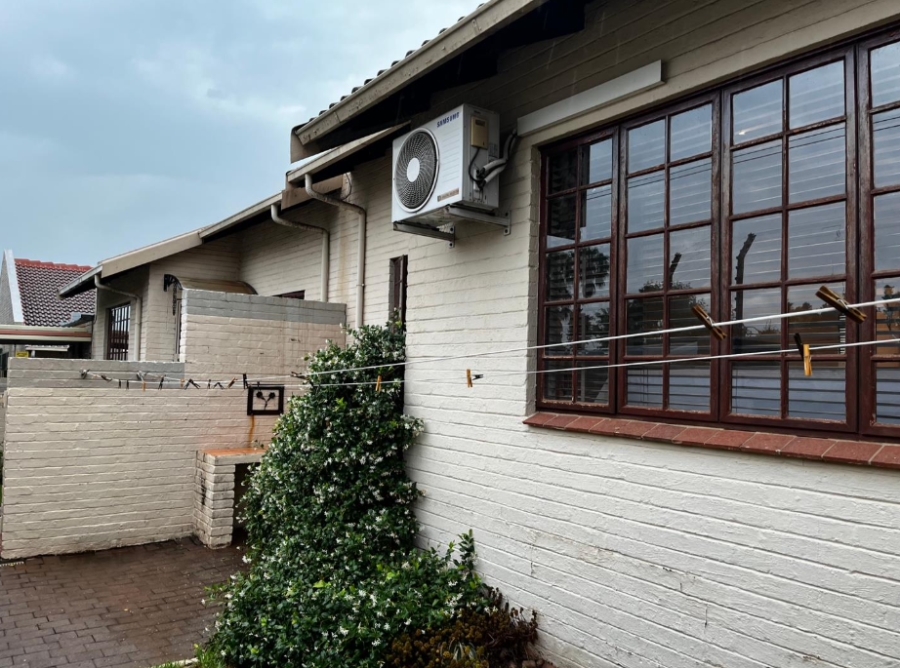 2 Bedroom Property for Sale in Ferndale Gauteng