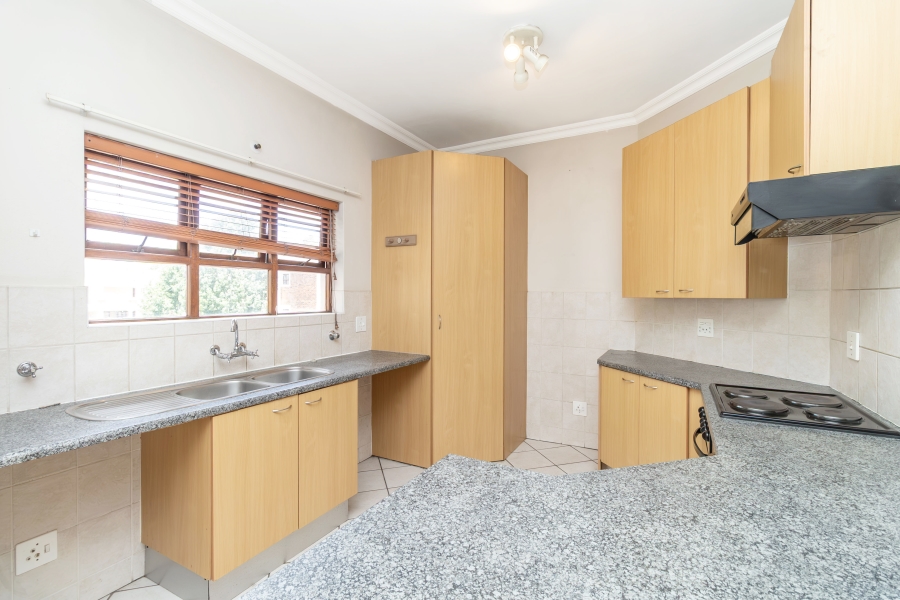 To Let 2 Bedroom Property for Rent in Bryanston East Gauteng