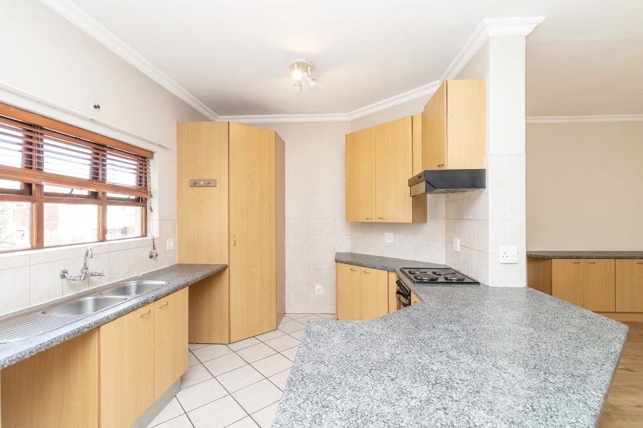 To Let 2 Bedroom Property for Rent in Bryanston East Gauteng