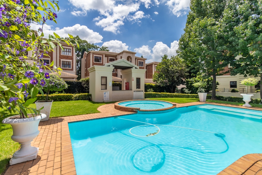 To Let 2 Bedroom Property for Rent in Bryanston East Gauteng