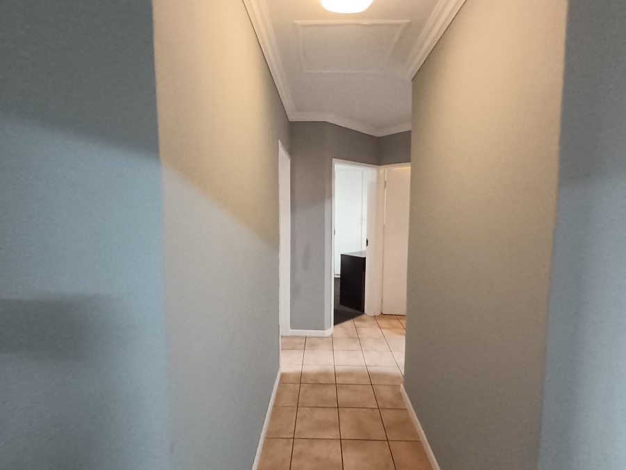 3 Bedroom Property for Sale in Die Hoewes Gauteng