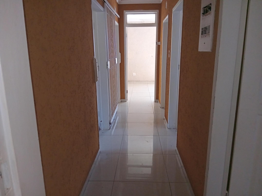 To Let 3 Bedroom Property for Rent in Birchleigh Gauteng