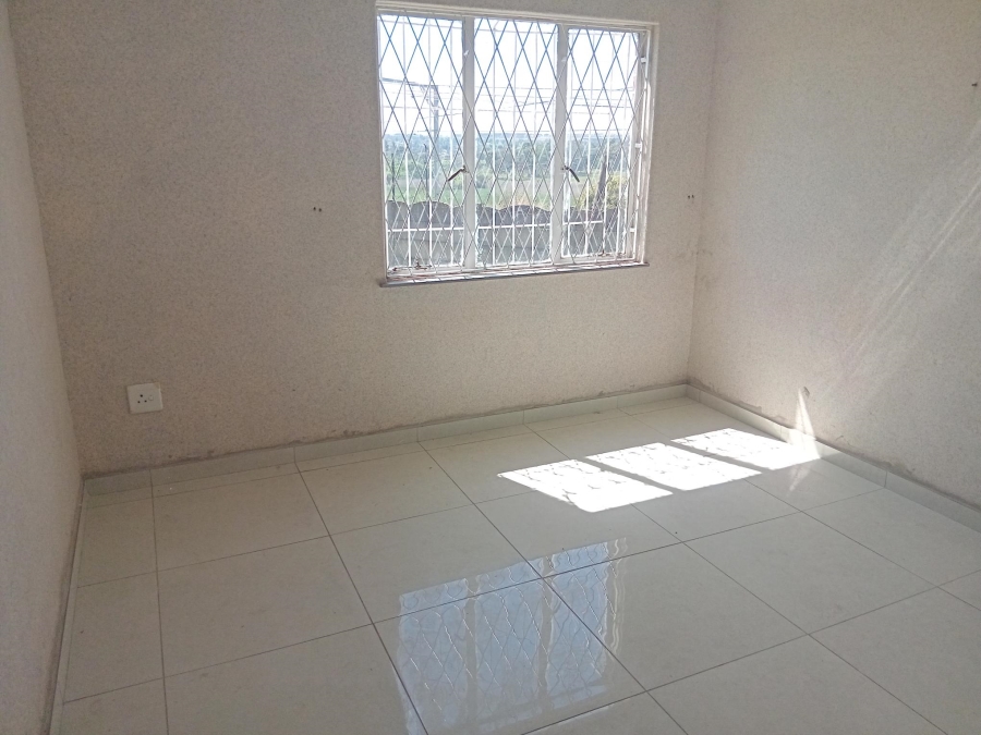 To Let 3 Bedroom Property for Rent in Birchleigh Gauteng