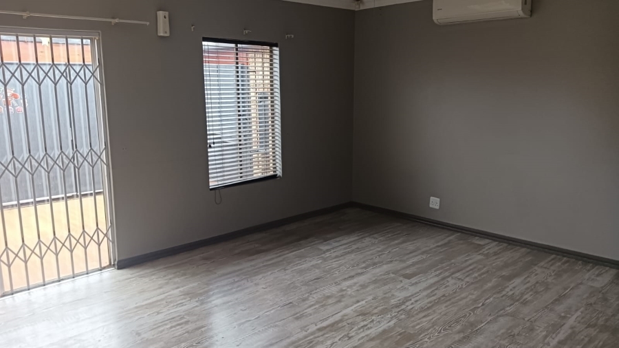 To Let 3 Bedroom Property for Rent in Terenure Gauteng