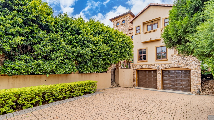 5 Bedroom Property for Sale in Silver Stream Estate Gauteng