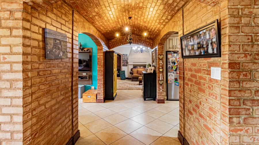 5 Bedroom Property for Sale in Silver Stream Estate Gauteng