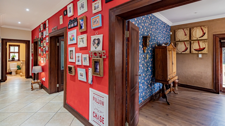 5 Bedroom Property for Sale in Silver Stream Estate Gauteng