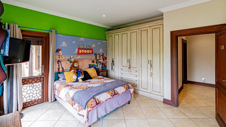 5 Bedroom Property for Sale in Silver Stream Estate Gauteng