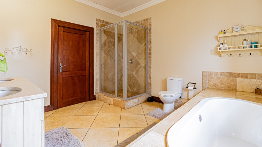 5 Bedroom Property for Sale in Silver Stream Estate Gauteng