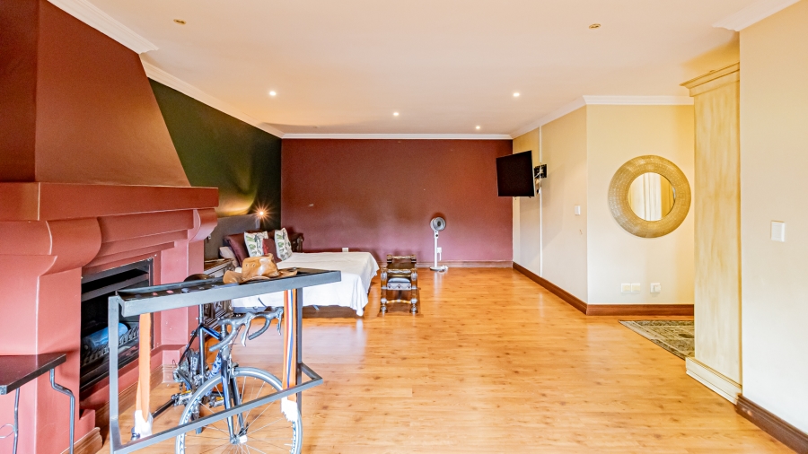 5 Bedroom Property for Sale in Silver Stream Estate Gauteng