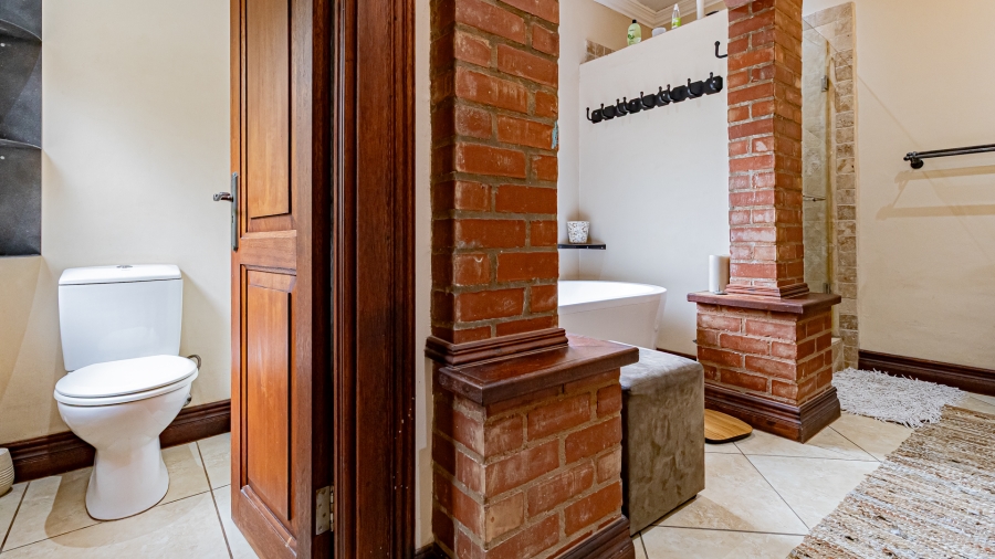 5 Bedroom Property for Sale in Silver Stream Estate Gauteng