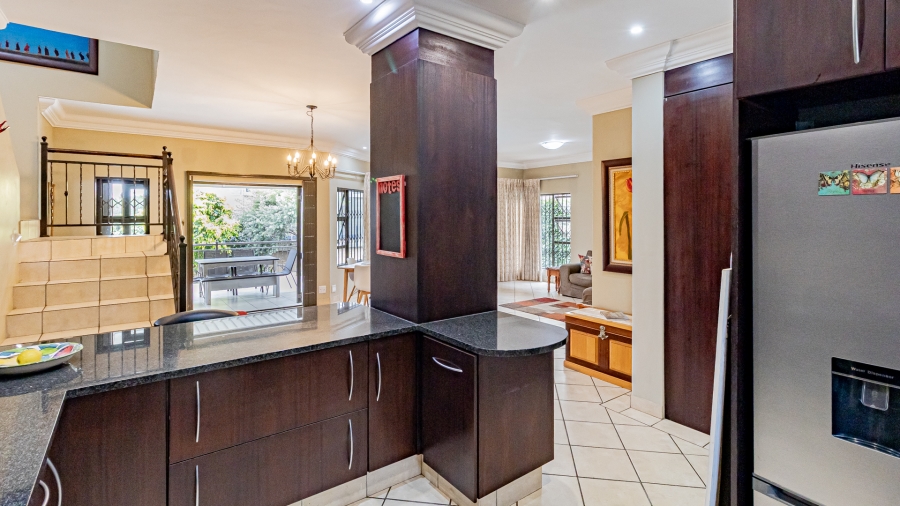 3 Bedroom Property for Sale in Olympus Country Estate Gauteng