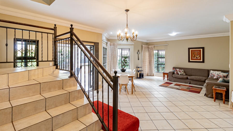 3 Bedroom Property for Sale in Olympus Country Estate Gauteng