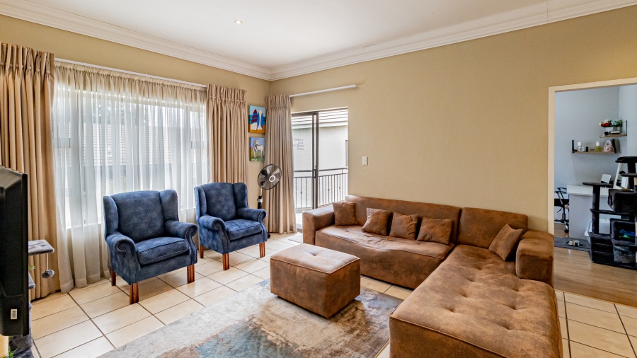 3 Bedroom Property for Sale in Olympus Country Estate Gauteng
