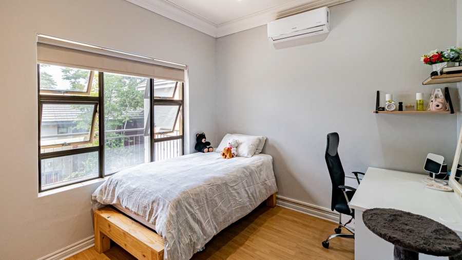 3 Bedroom Property for Sale in Olympus Country Estate Gauteng