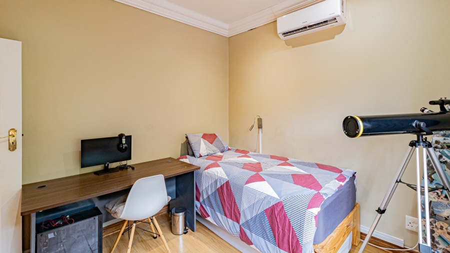 3 Bedroom Property for Sale in Olympus Country Estate Gauteng