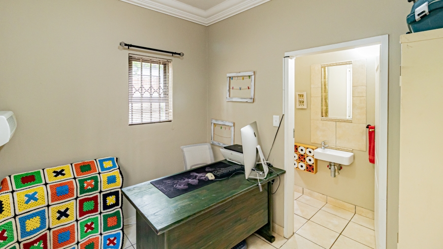 3 Bedroom Property for Sale in Olympus Country Estate Gauteng