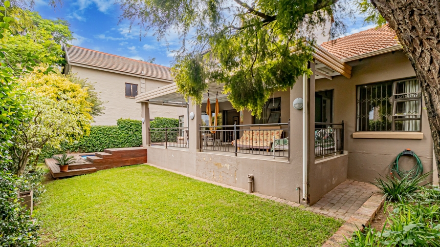 3 Bedroom Property for Sale in Olympus Country Estate Gauteng