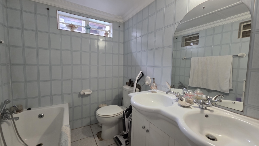 4 Bedroom Property for Sale in Menlo Park Gauteng