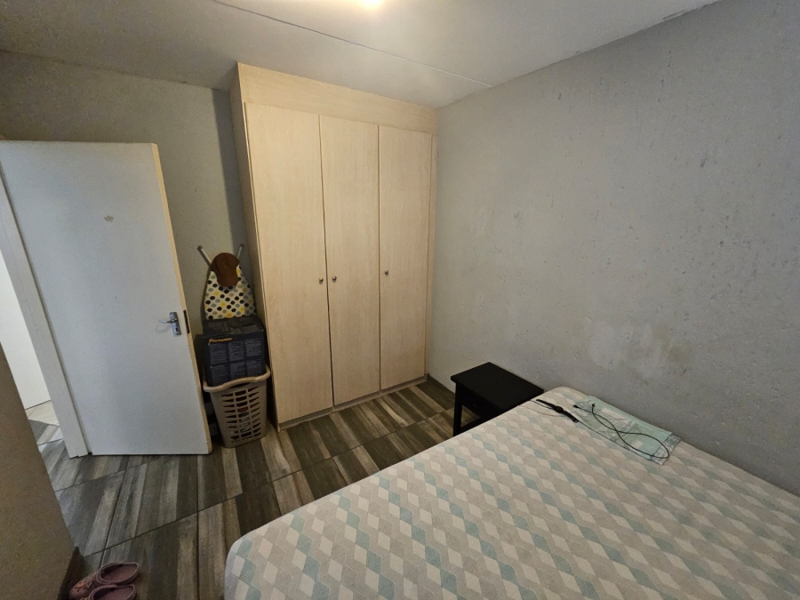 2 Bedroom Property for Sale in Klippoortje Gauteng