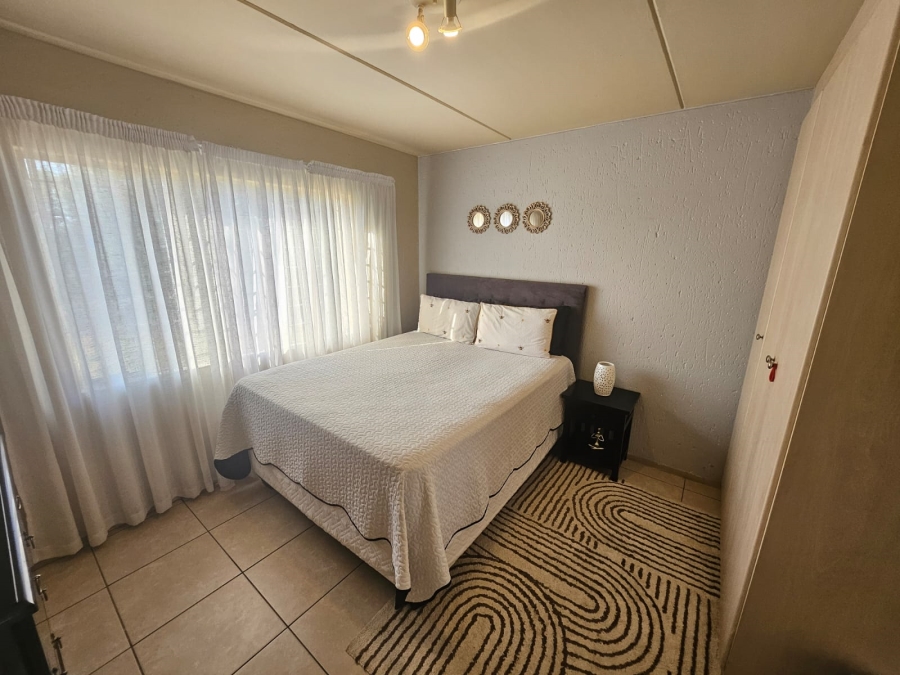 2 Bedroom Property for Sale in Klippoortje Gauteng