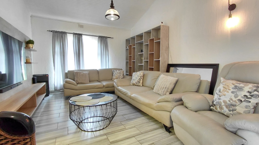 6 Bedroom Property for Sale in Atlasville Gauteng